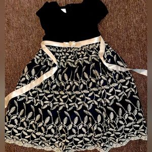 ⭐️ Beautiful children wedding/party/special occasion dress